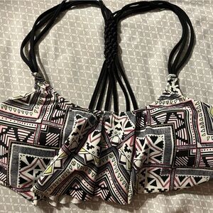 PINK Victoria's Secret Geometric Bikini Top